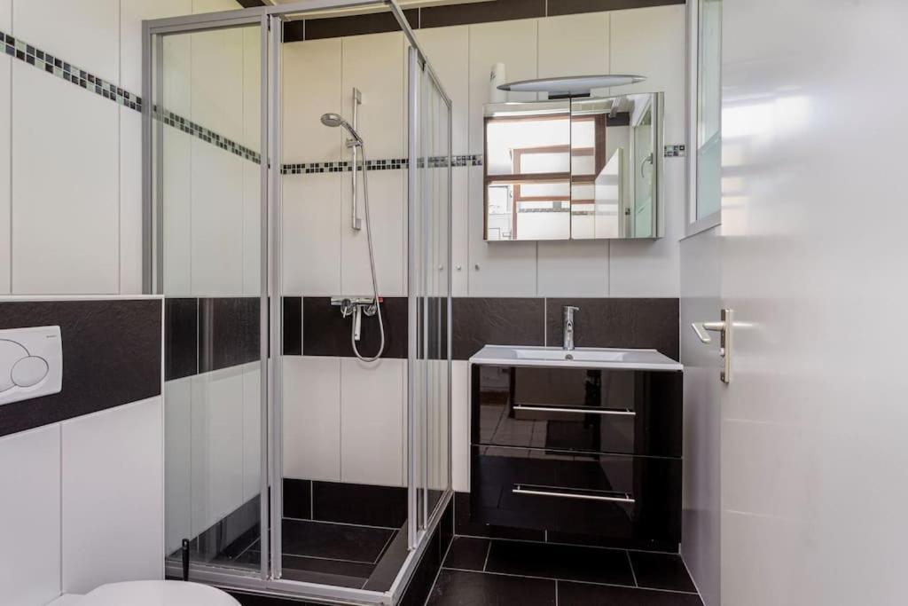 Oemoemenoe - 6 Pers - Sauna - Grote Tuin & Privacy Kortgene Zewnętrze zdjęcie
