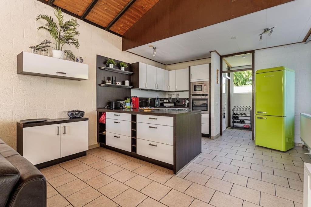 Oemoemenoe - 6 Pers - Sauna - Grote Tuin & Privacy Kortgene Zewnętrze zdjęcie